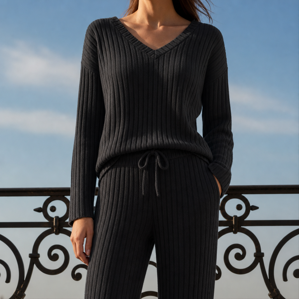 Elvas Ribbed Knit Lounge Set in Black