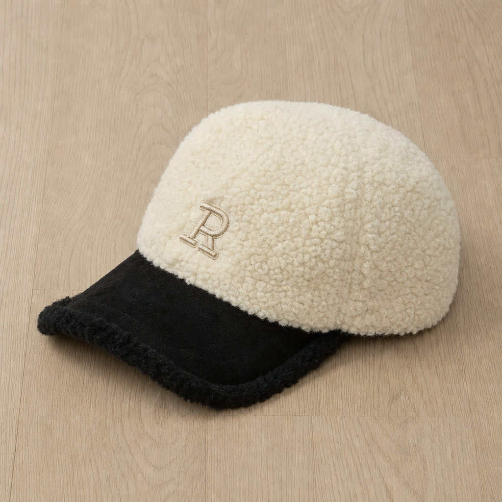 Siena Sherpa Fleece Cap in Cream & Black