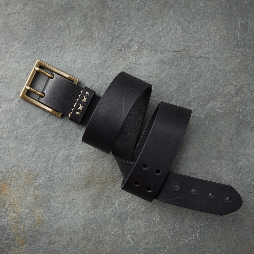 Madeira Double Prong Leather Belt in Onyx