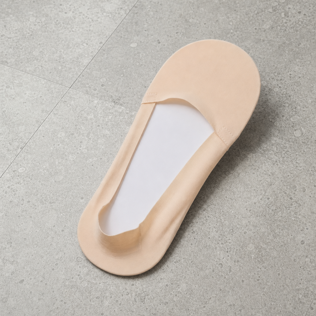 Ikaria No-Show Cotton Socks in Skin color
