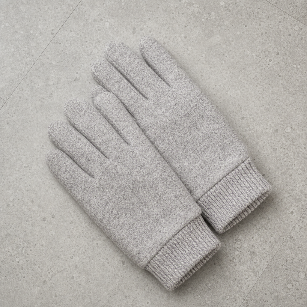 Trani Ribbed Cuff Wool Gloves in Light Gray
